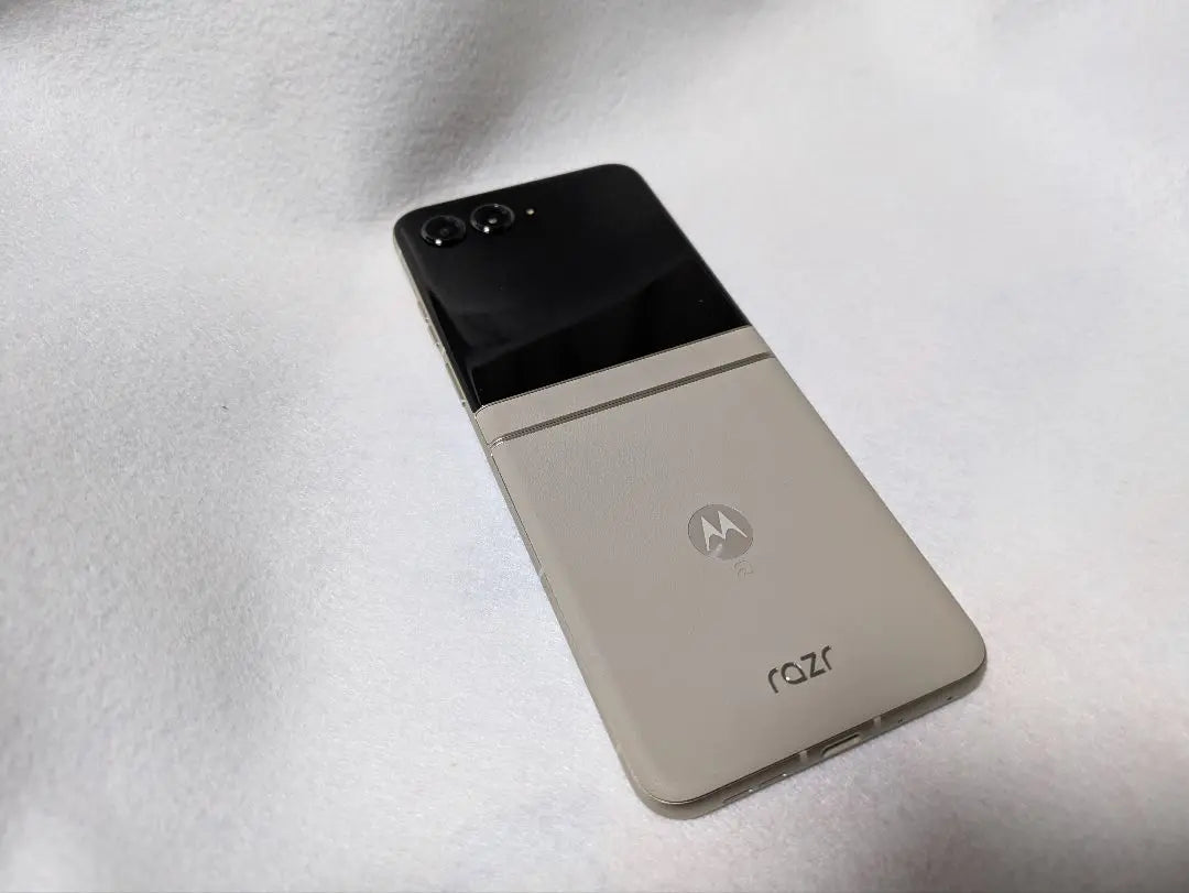 Motorola razr 50s reacondicionado nuevo sin uso