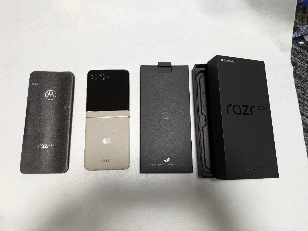 Motorola razr 50s refurbished new unused