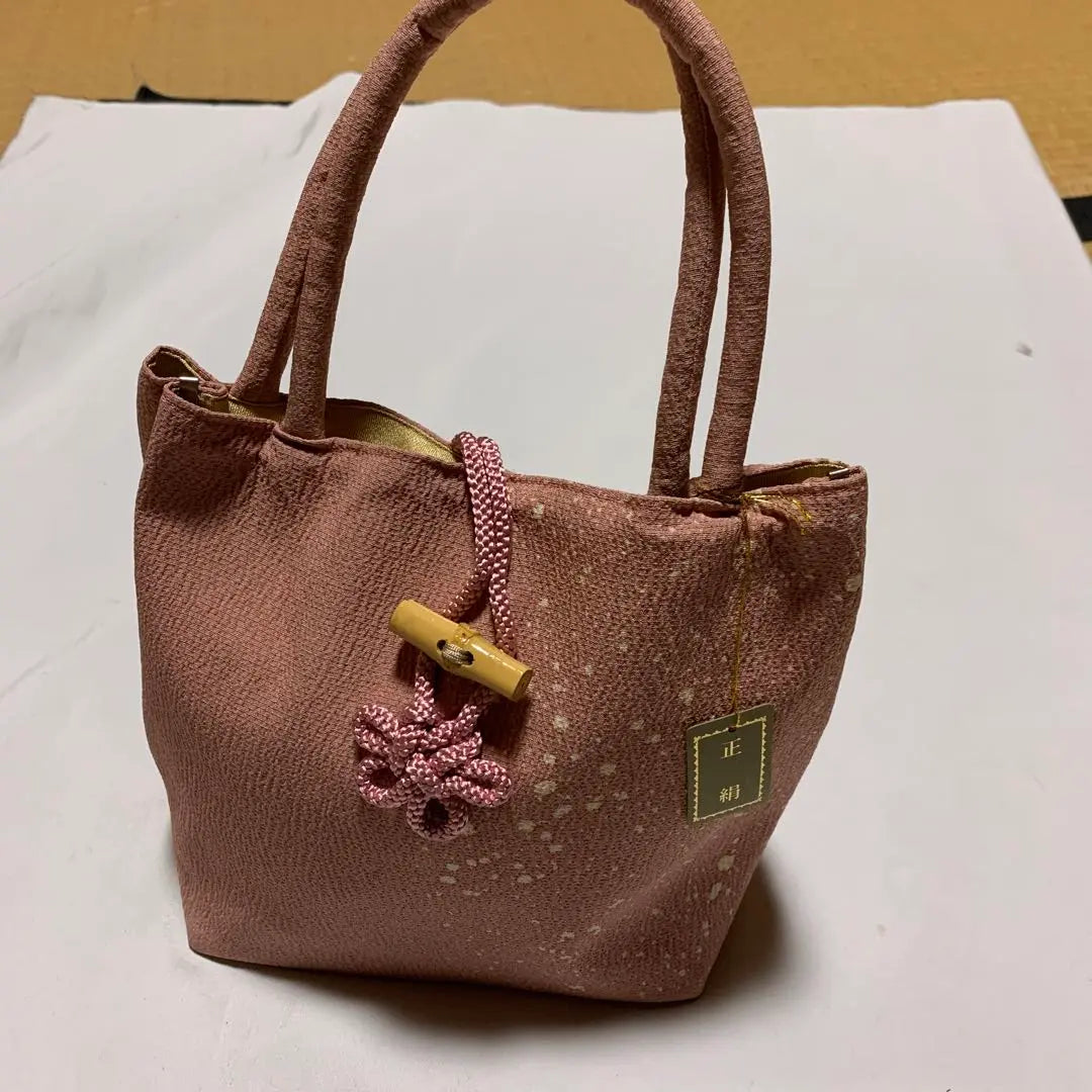 [New and unused] Pure silk Japanese-style bag