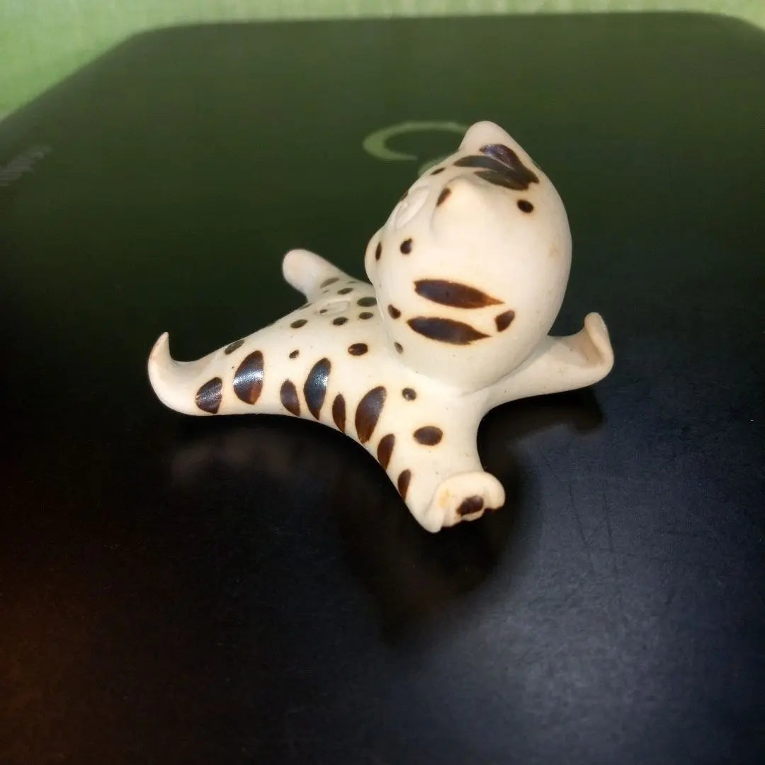 Cat -shaped chopstick rest? Rest chopsticks? Hand Made Made in Thailand