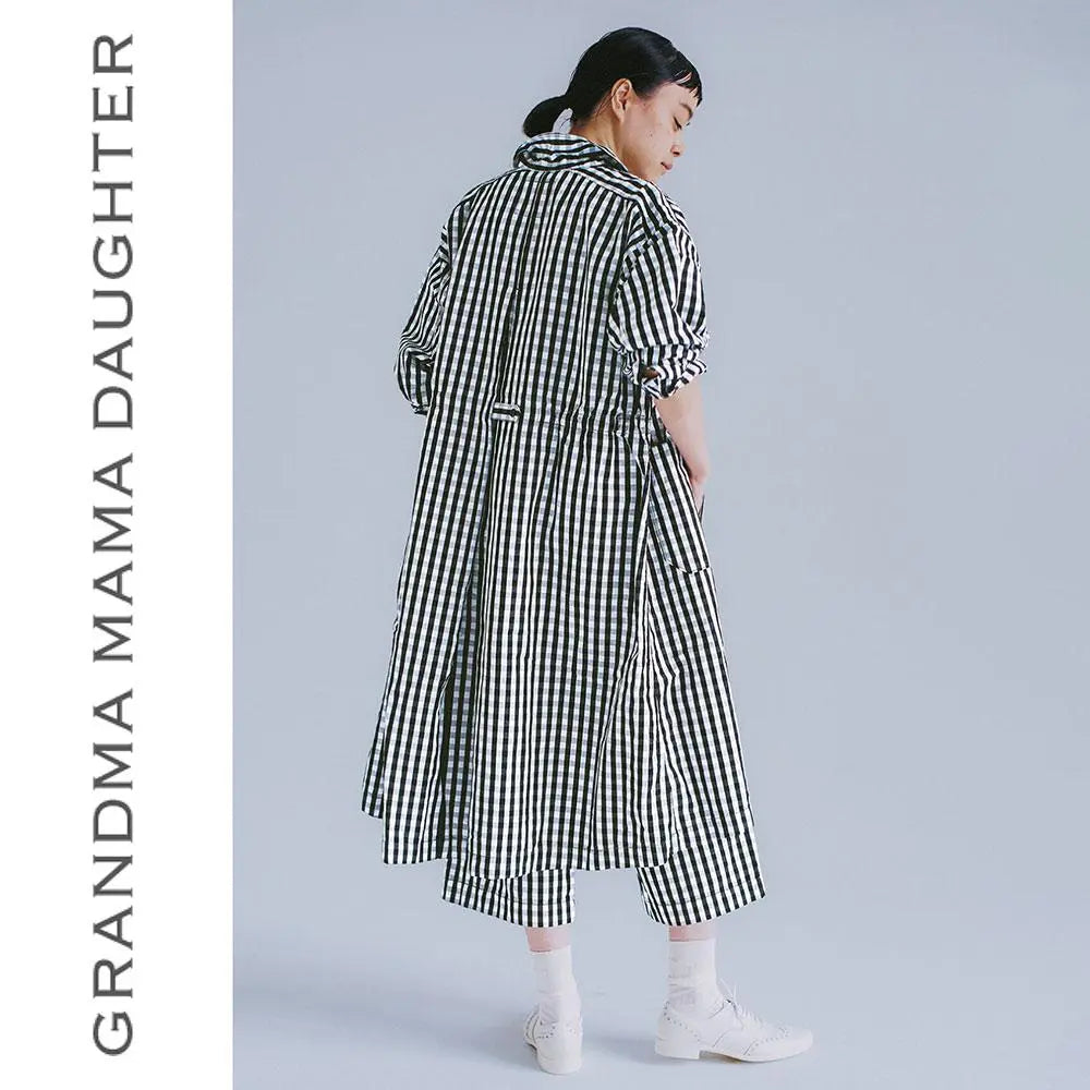 Beauty Grand Mama Chaqueta larga de corte primaveral con cuadros a cuadros Dotter | 美品 グランママドーター ギンガムチェック スプリング コート ロングジャケット