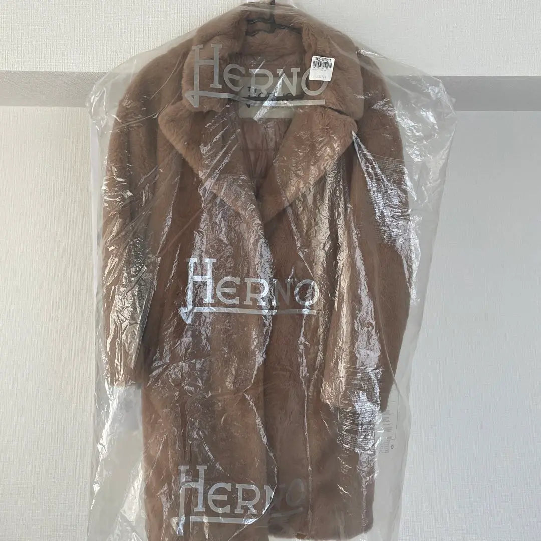 HERNO Eco Fur Coat Beige Size 38 | HERNO　ヘルノ　エコファーコート　ベージュ　38サイズ