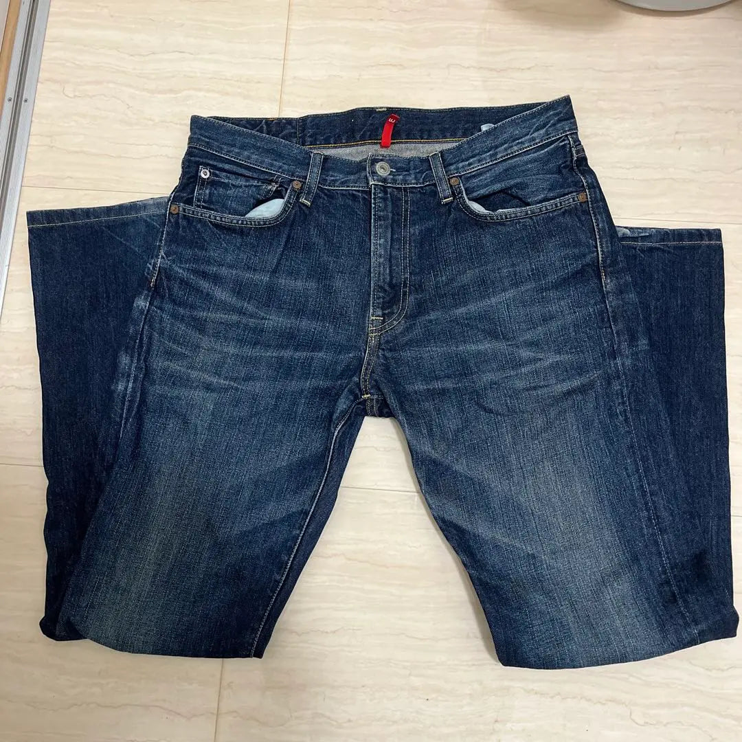 Final price reduction UNIQLO denim S002 32 inch