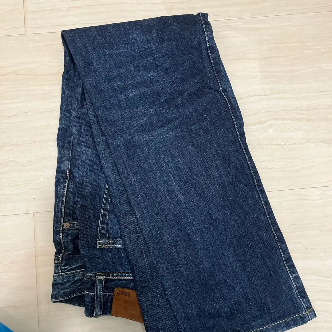 Final price reduction UNIQLO denim S002 32 inch