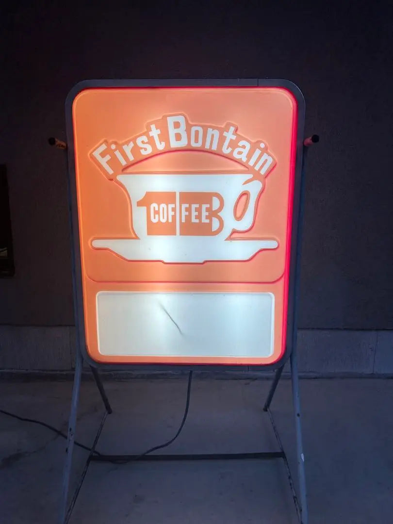 First Bontain Coffee Sign | First Bontain コーヒー看板