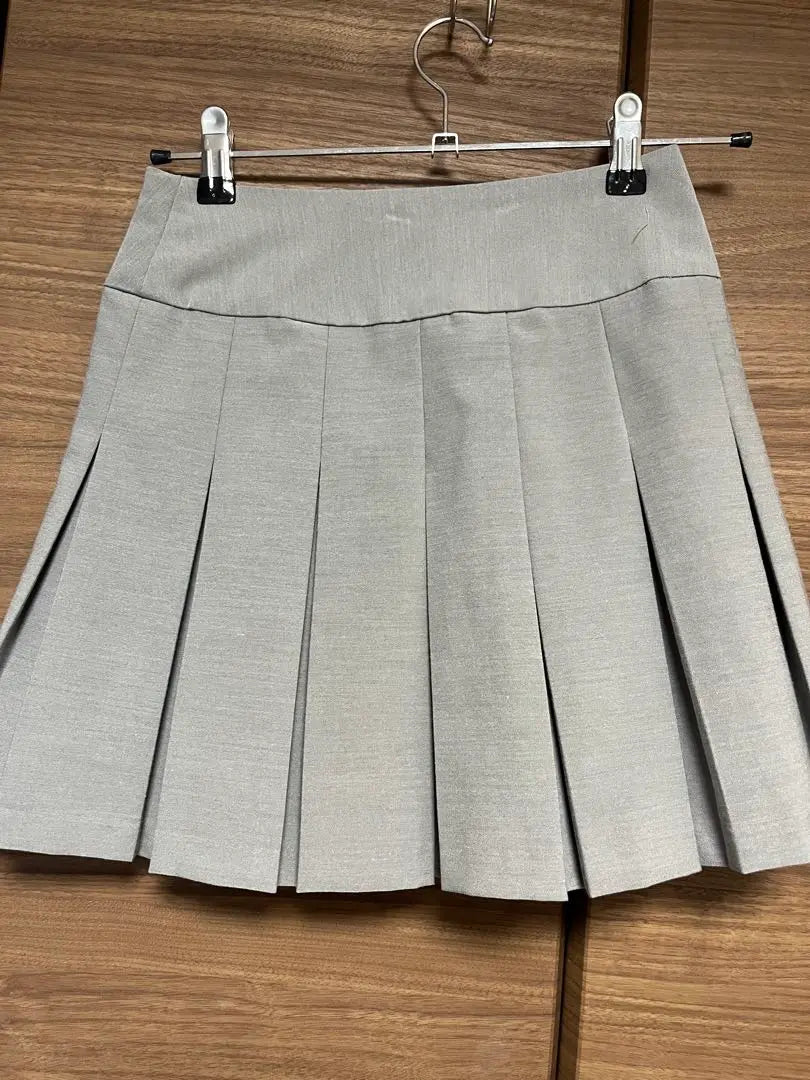 FEKETE Pleated Skirt Gray