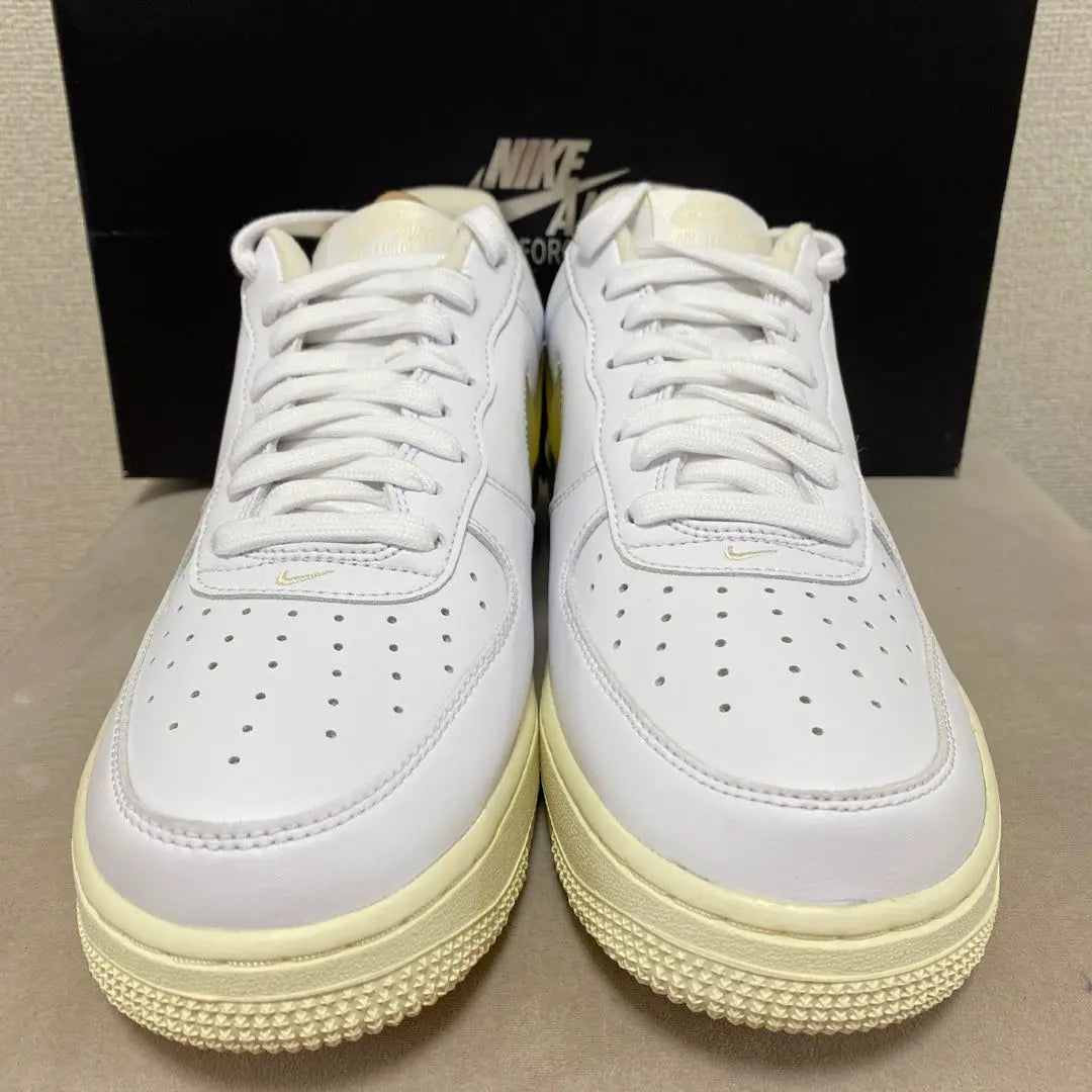 Brand new, unused, 26cm, Air Force 1 Jewel Swash, Pale Vanilla