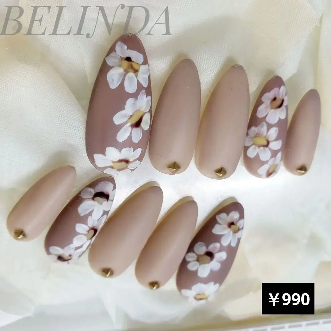 Beige Greige Floral Pattern Autumn Flower Nail Tip Margaret | ベージュ グレージュ 花柄 秋 フラワー ネイルチップ マーガレット