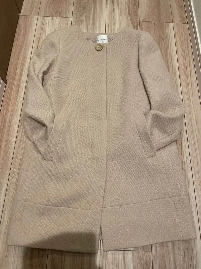 Abrigo de traje KUMIKYOKU de lana beige, fabricado en Onward Kashiyama