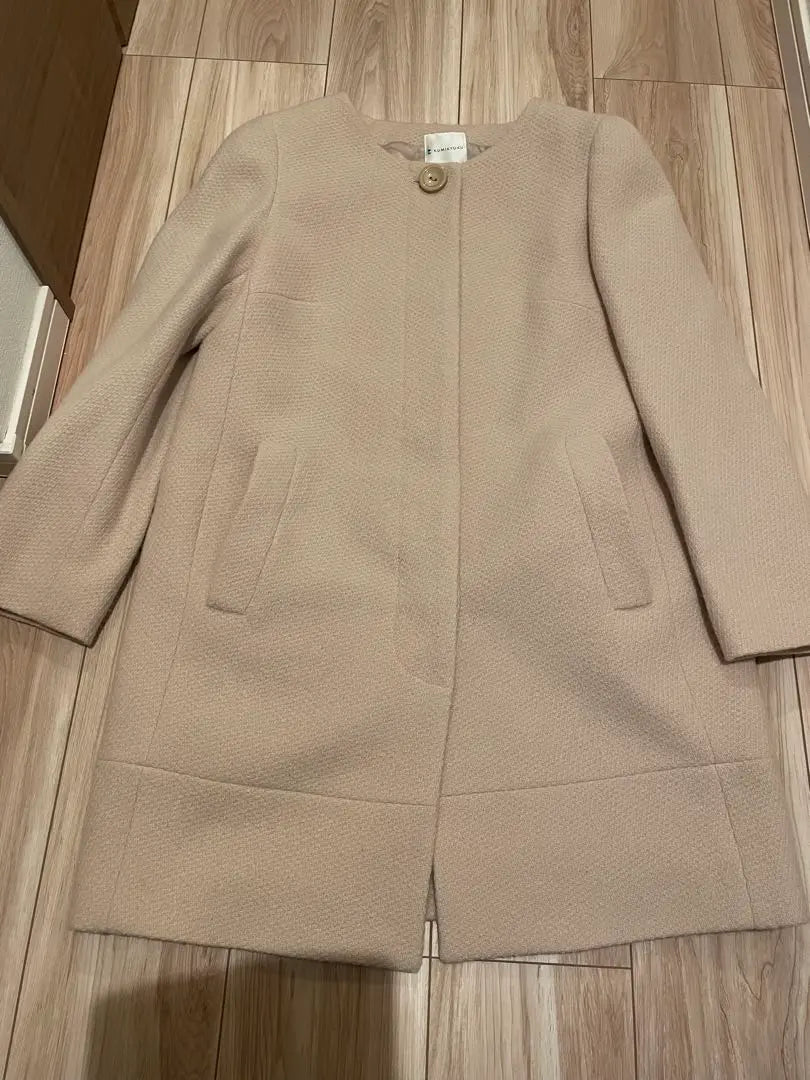 Abrigo de traje KUMIKYOKU de lana beige, fabricado en Onward Kashiyama