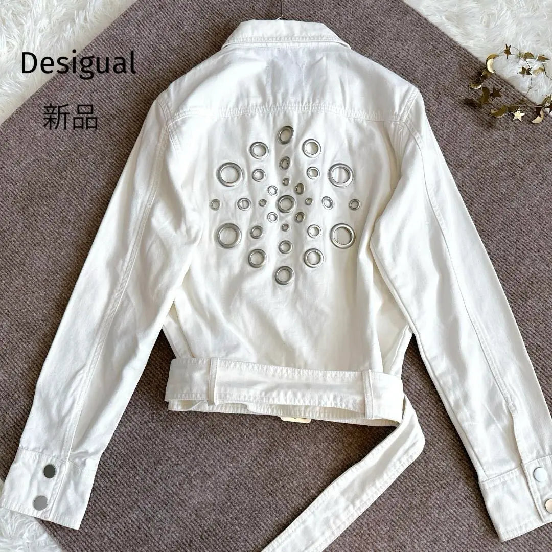 Nueva chaqueta de algodón con diseño de anillos Desigual ♡ con cinturón en color blanco 38