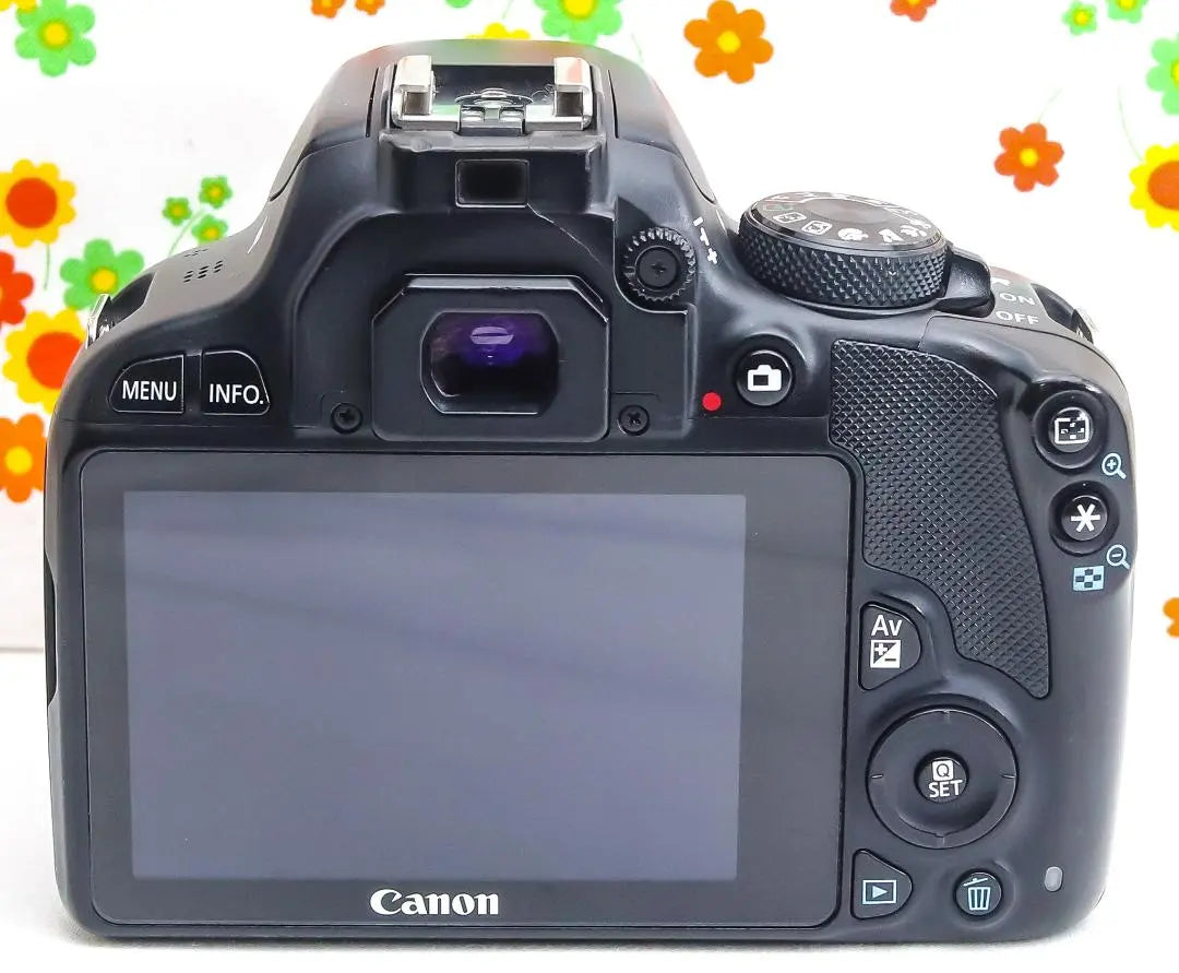 Canon EOS Kiss X7 ☆ Transferencia de teléfono inteligente ☆ Ultrapequeño ☆ SLR | Canon EOS Kiss X7☆スマホ転送☆超小型☆間違いない一眼レフ