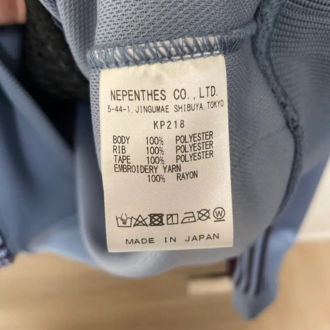 Chaqueta deportiva y pantalón de chándal con agujas azules de Sax