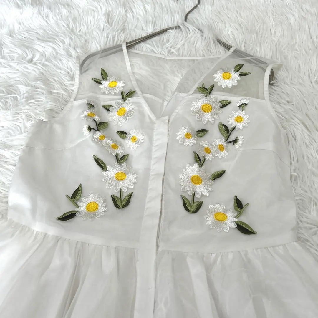 [With new tag] Chesty Floral embroidery Tul dress One -piece chesty | 【新品タグ付き】Chesty 花柄刺繍チュールドレスワンピース チェスティ