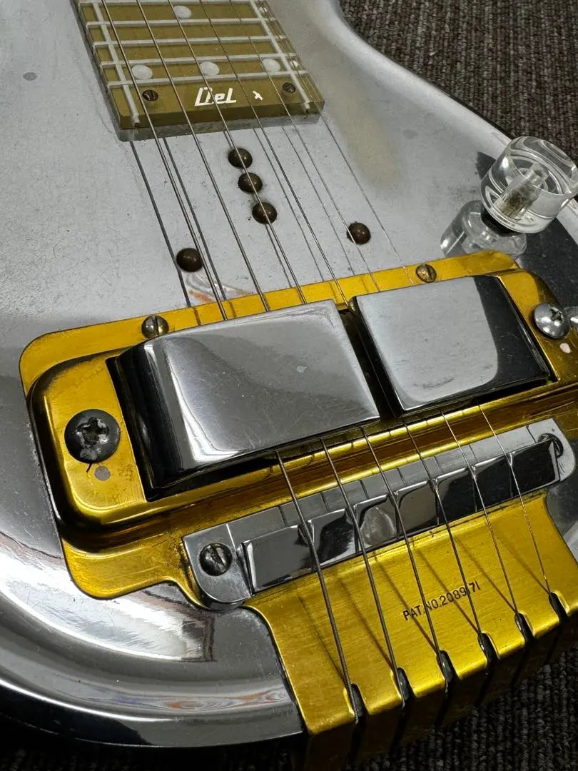 Guitarra de acero Rickenbacker Rap