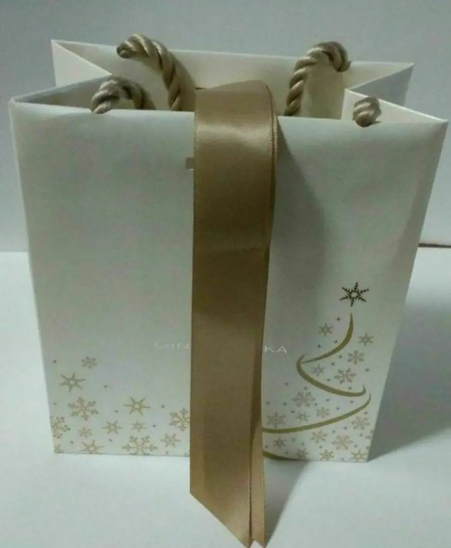 Bolsa de papel de metal precioso Tanaka GINZA TANAKA Bolsa de regalo de oro blanco