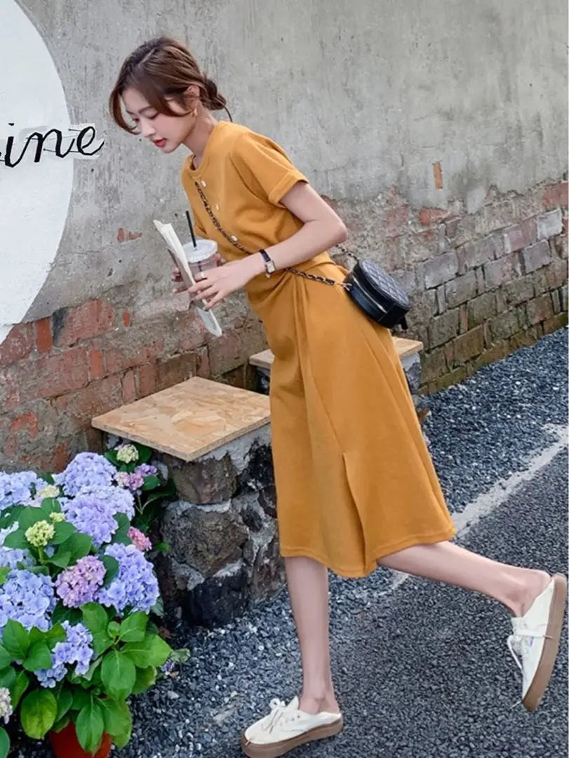 Knee-length dress, summer outfit, going out, everyday wear, date simple