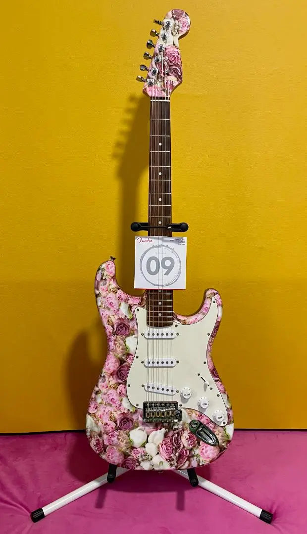 [✨Super Rare✨] Única‼ Guitarra Strato Rose Flower♥