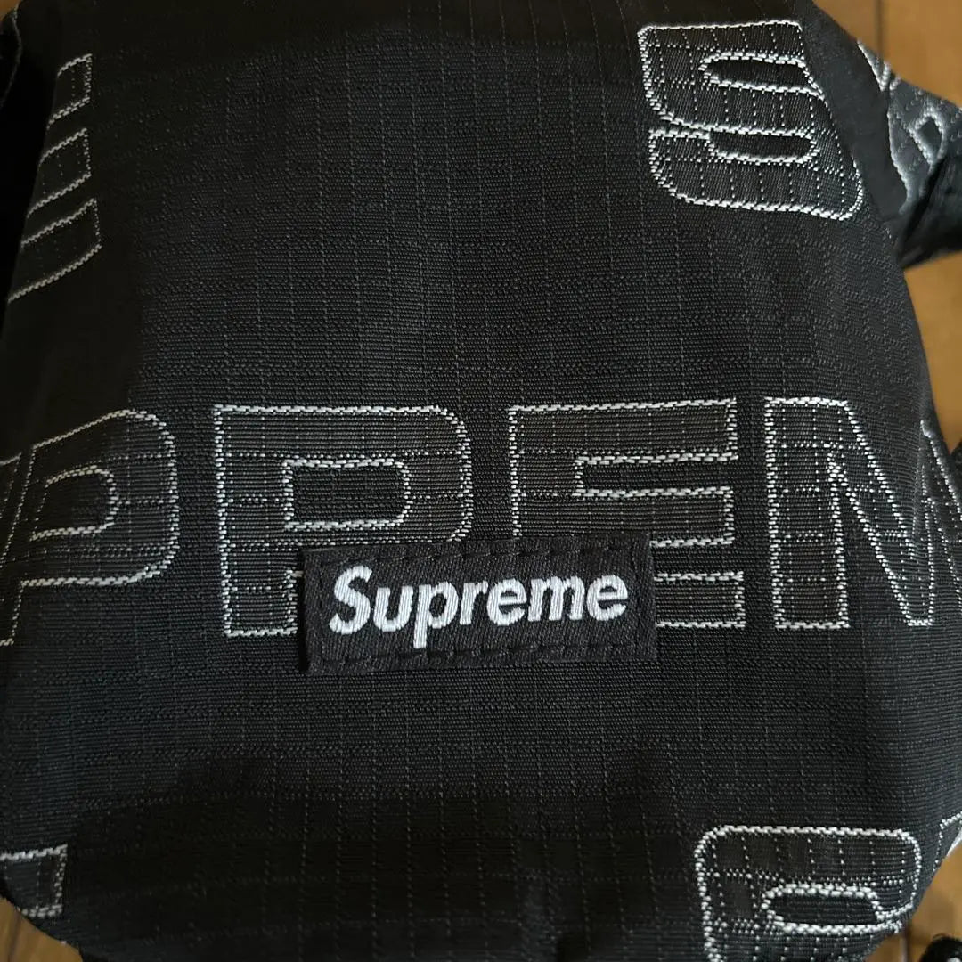 supreme box logo neck pouch shoulder pouch