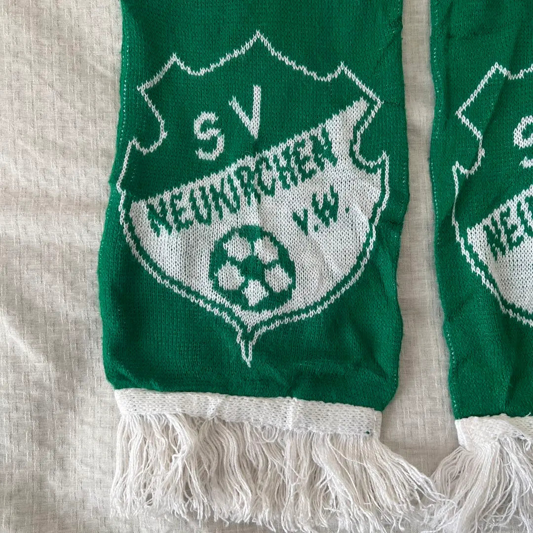 Imported vintage clothing SV Neuruchten Verein Soccer muffler