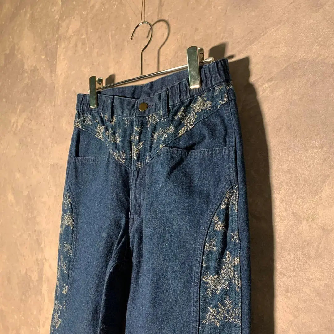 [Vintage] Pantalones de mezclilla de diseñador con diseño floral, ropa usada USEDBM1