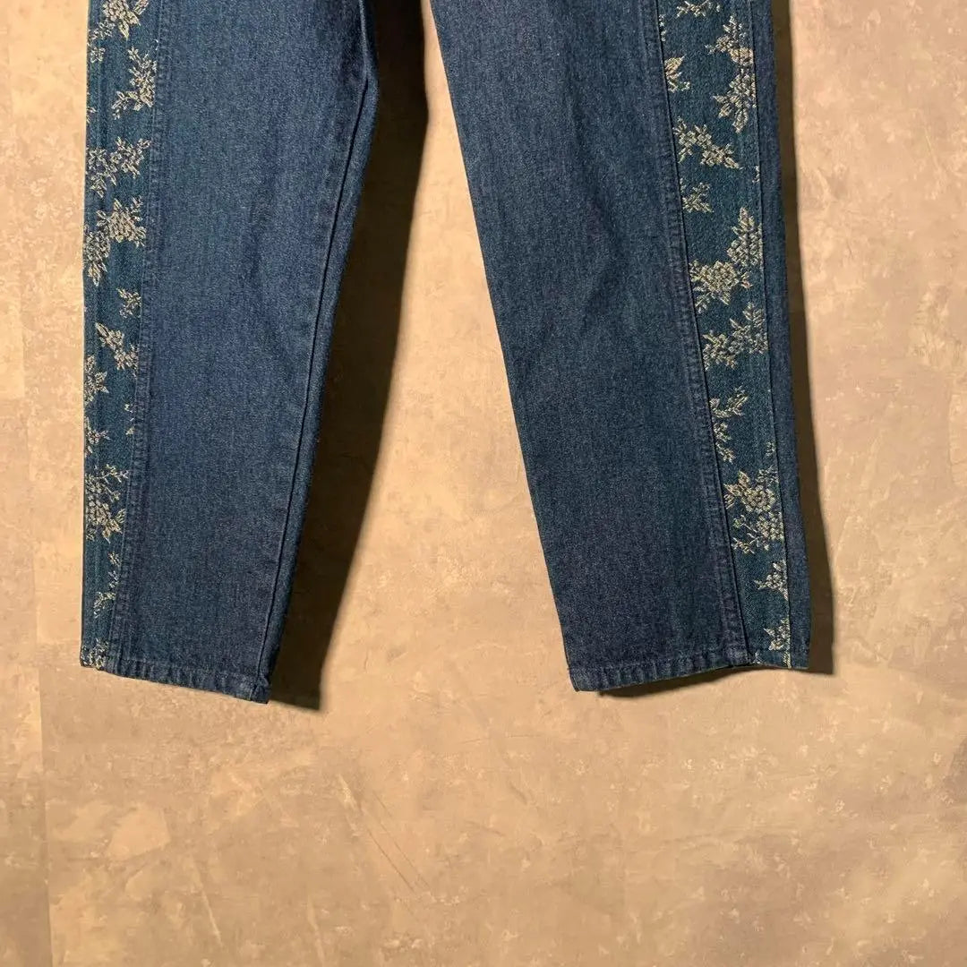 [Vintage] Pantalones de mezclilla de diseñador con diseño floral, ropa usada USEDBM1