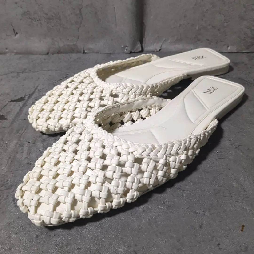 [ZARA] ZARA (36) Braided White Mule Sandals