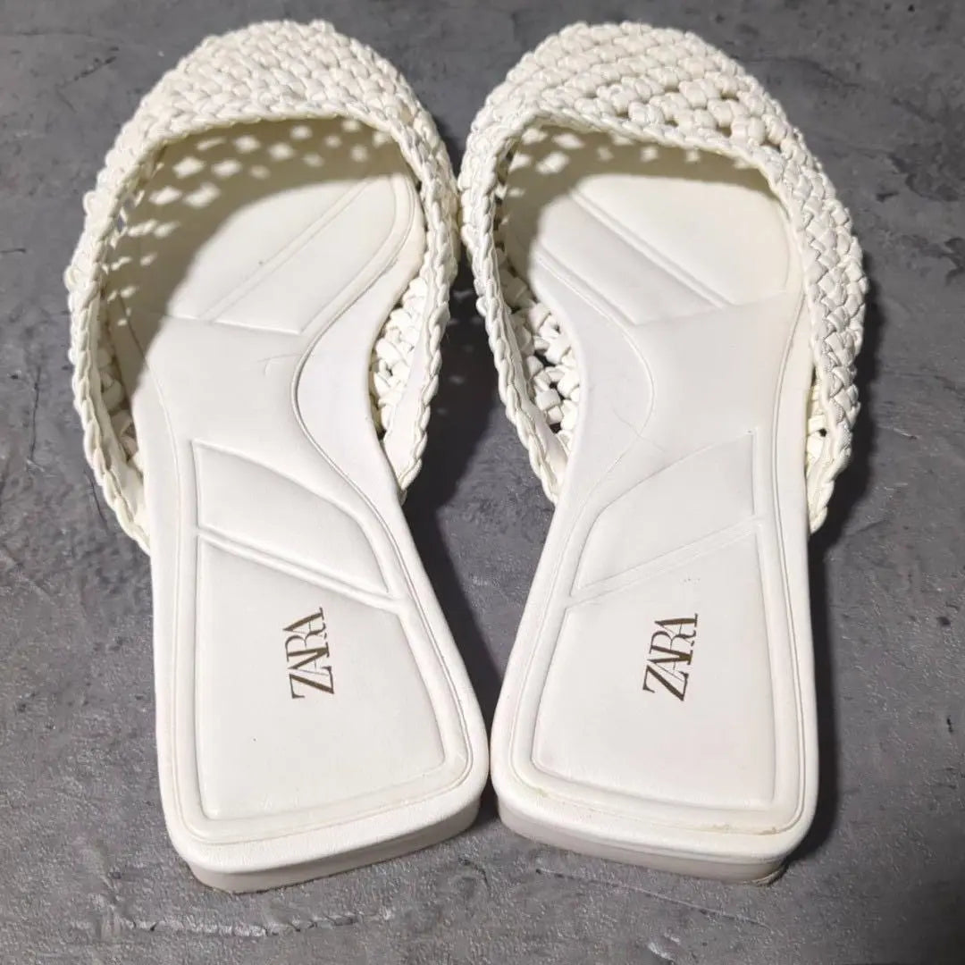 [ZARA] ZARA (36) Braided White Mule Sandals