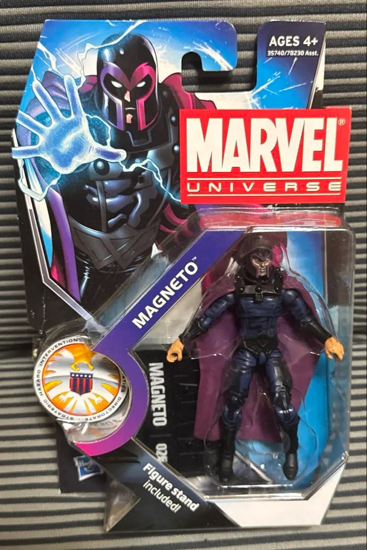 MARVEL UNIVERSE MAGNETO figure