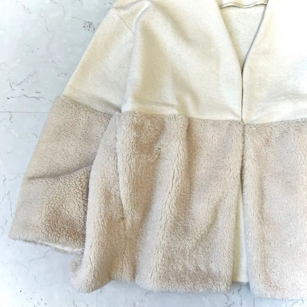 Yori Good Condition Japanese River Wool V-Neck Fur Short Coat White