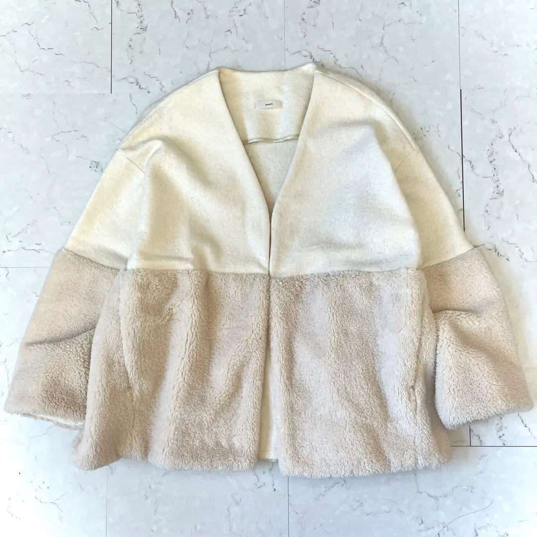 Yori Good Condition Japanese River Wool V-Neck Fur Short Coat White