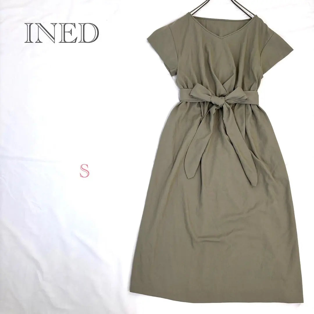 *Inedo [S] Knee-length dress, flare, A-line, waist ribbon, simple