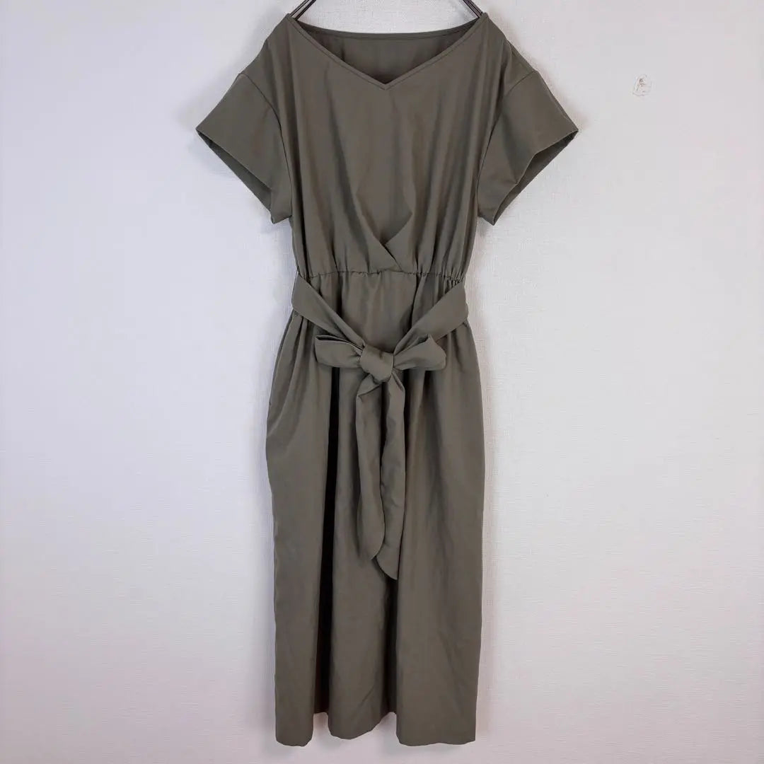 *Inedo [S] Knee-length dress, flare, A-line, waist ribbon, simple