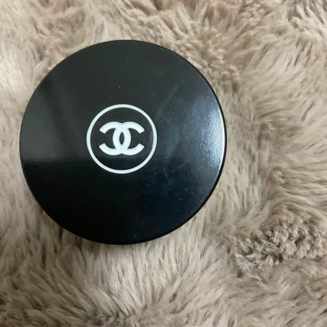 Empty container CHANEL HYDRA BEAUTY lip balm