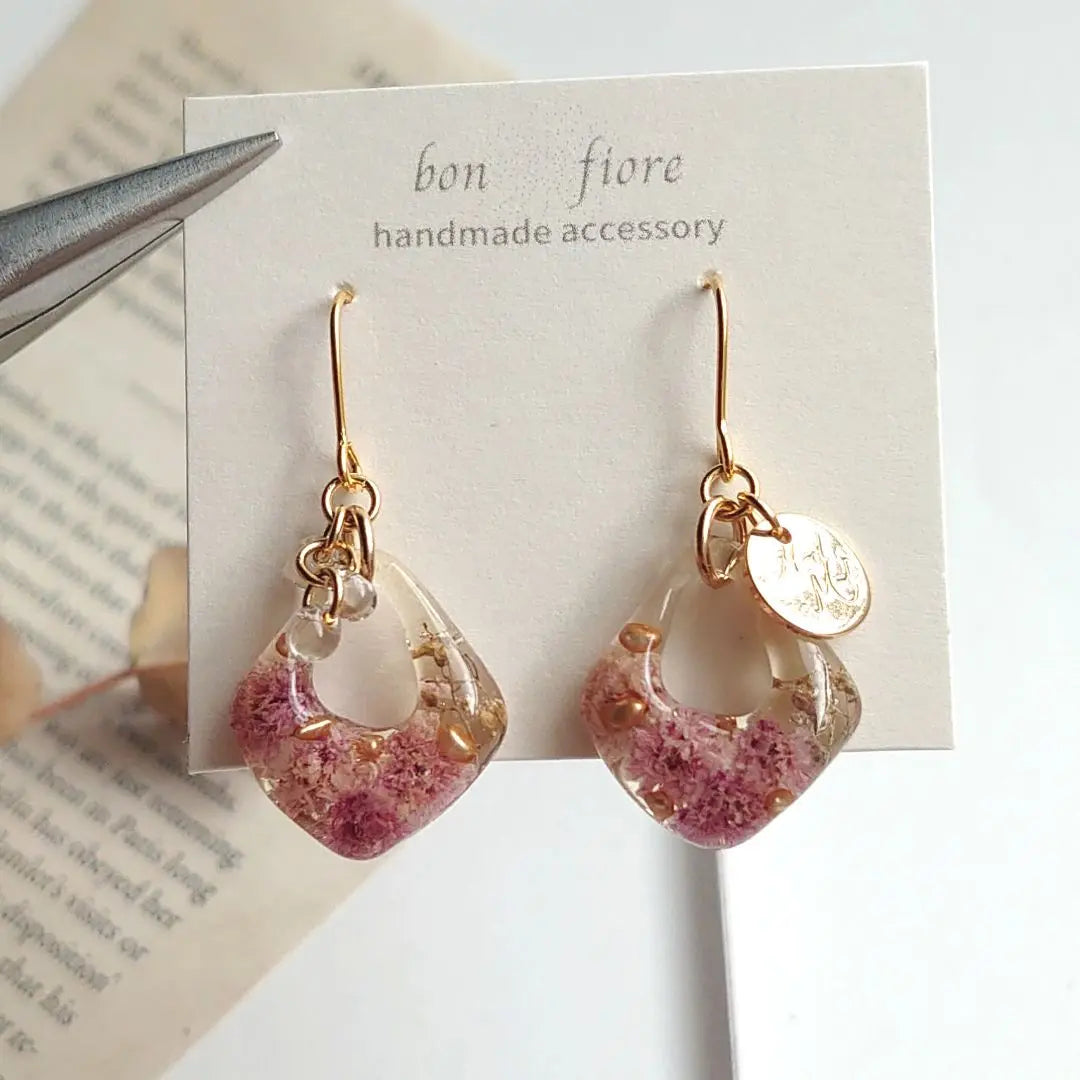 No.533 Pendientes de resina hechos a mano con forma de flor rosa