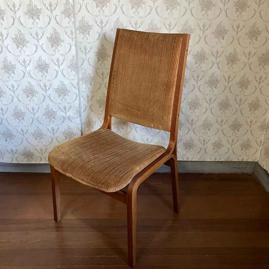 [Antique] ① Velor dough wood frame dining chair Showa retro | 【アンティーク】① ベロア生地 ウッドフレーム ダイニングチェア 昭和レトロ