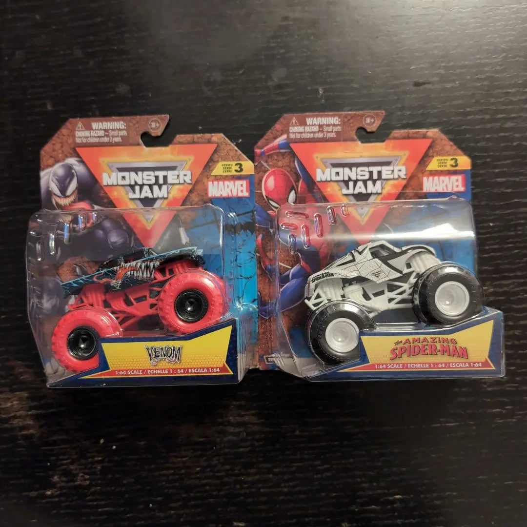 Conjunto de 2 figuras de Monster Jam Marvel