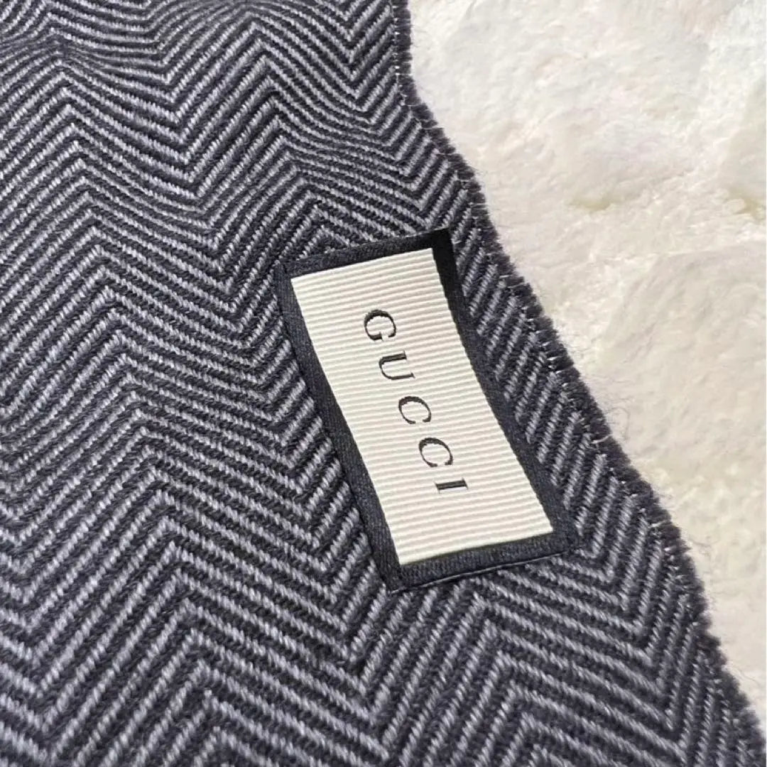 [Rare] Old Gucci Logo Crest Herringbone Muffler Gray