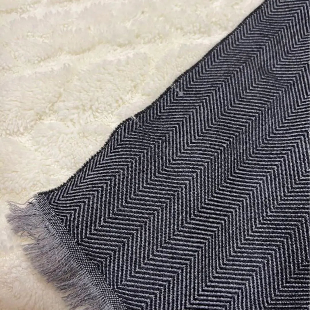 [Rare] Old Gucci Logo Crest Herringbone Muffler Gray