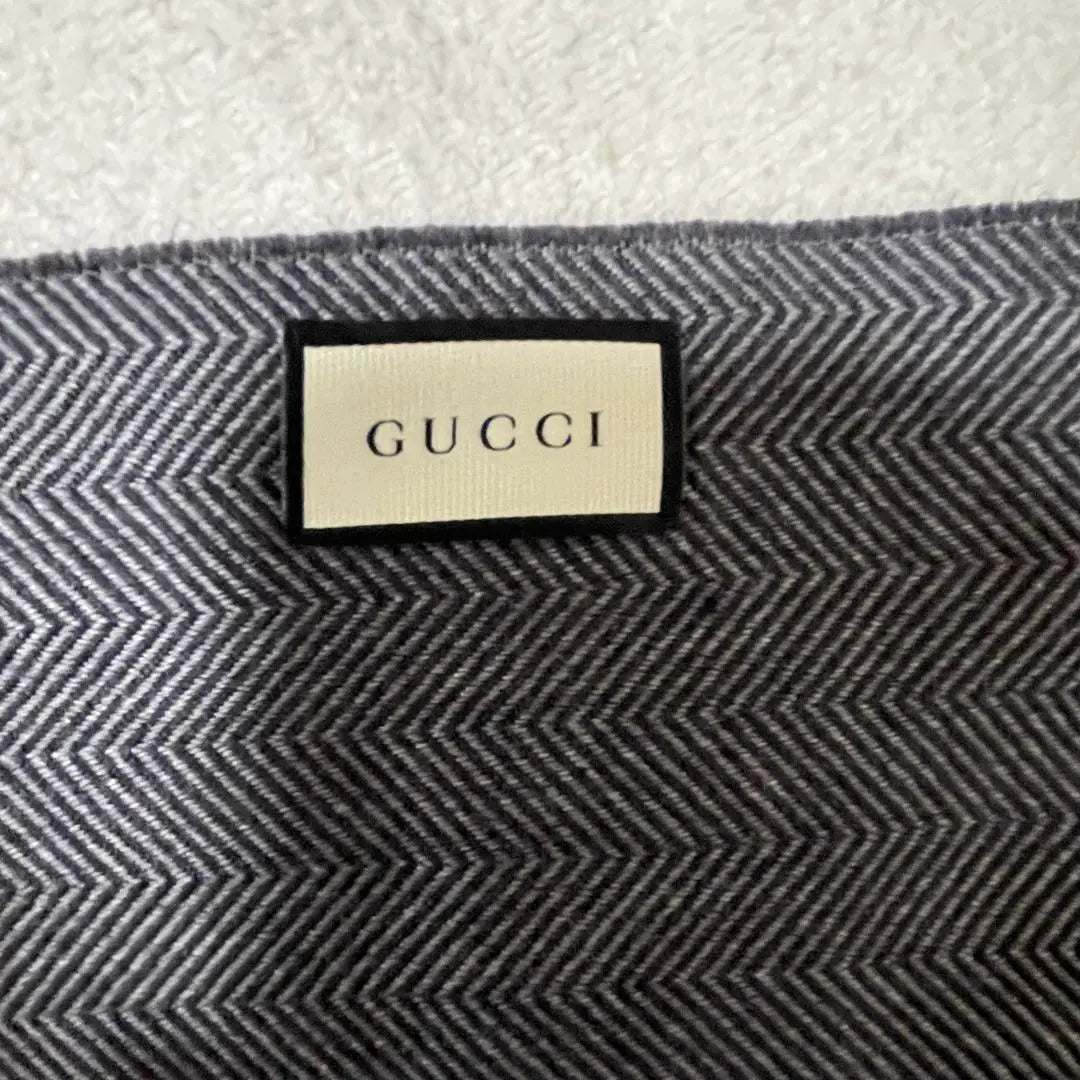 [Rare] Old Gucci Logo Crest Herringbone Muffler Gray