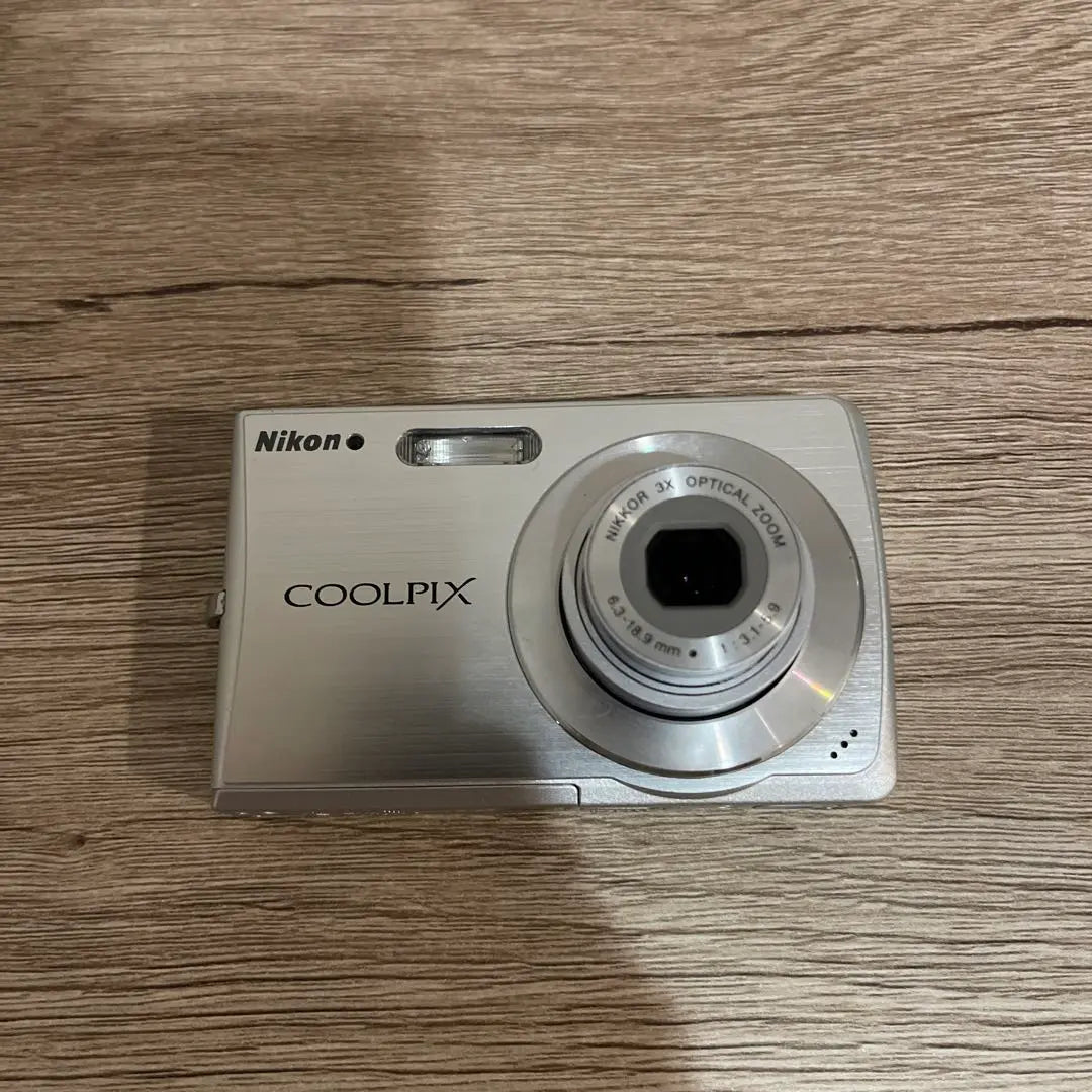 2031 Nikon COOLPIX Digital Camera S200