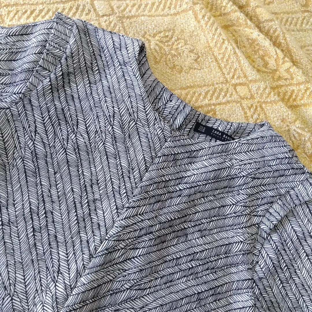 [ZARA BASIC] Gray Pattern Box One Piece M size