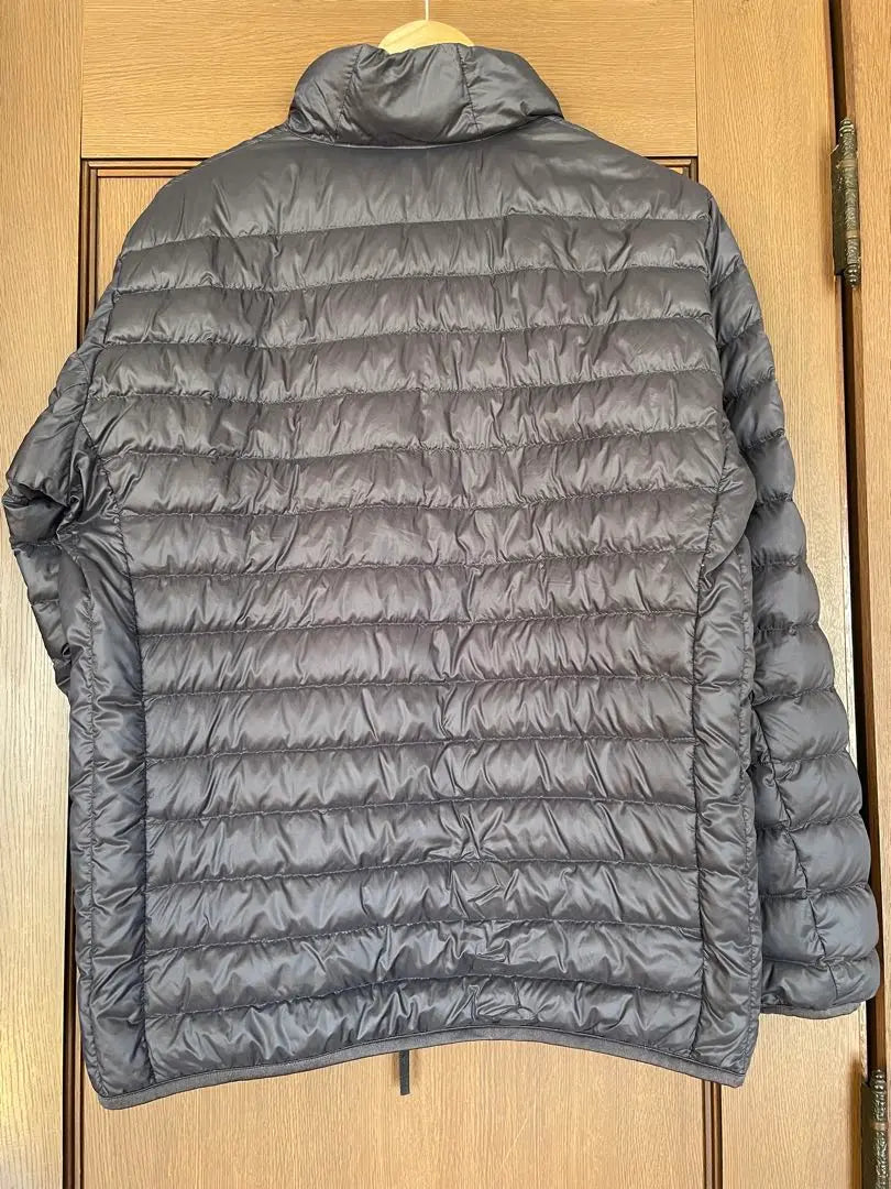 Chaqueta de plumas UNIQLO para hombre talla L