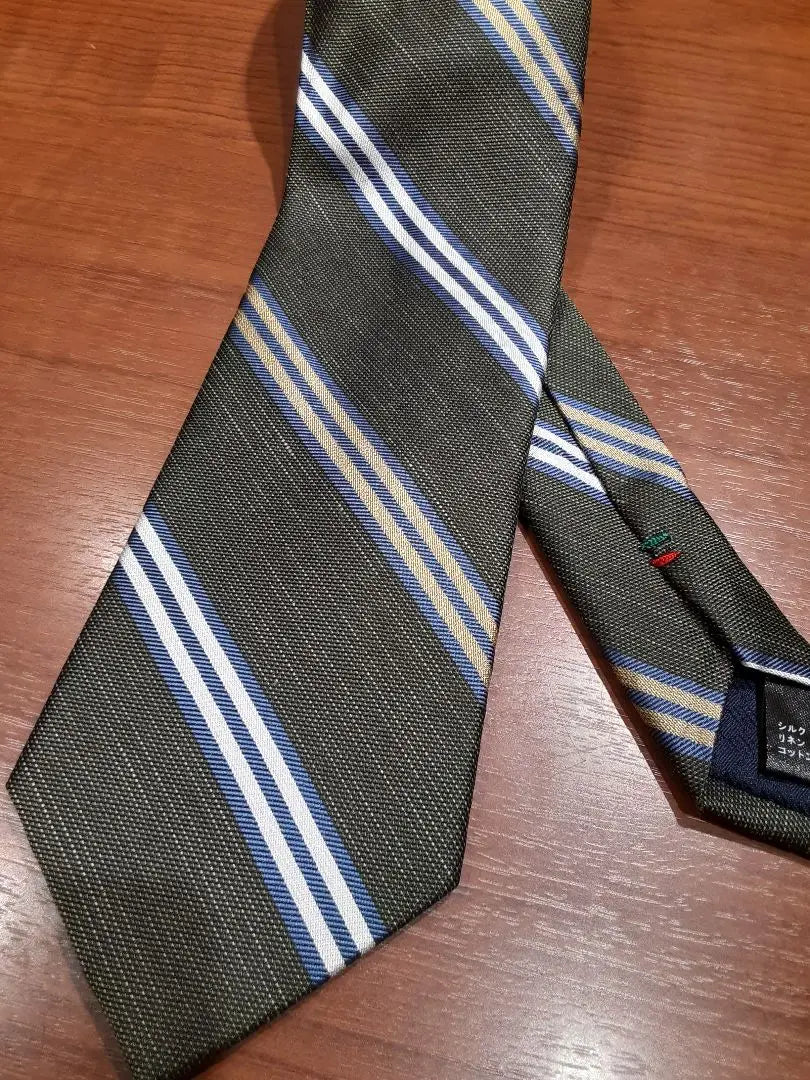 [New] ️] Suit Select Regimental Tie Green Color