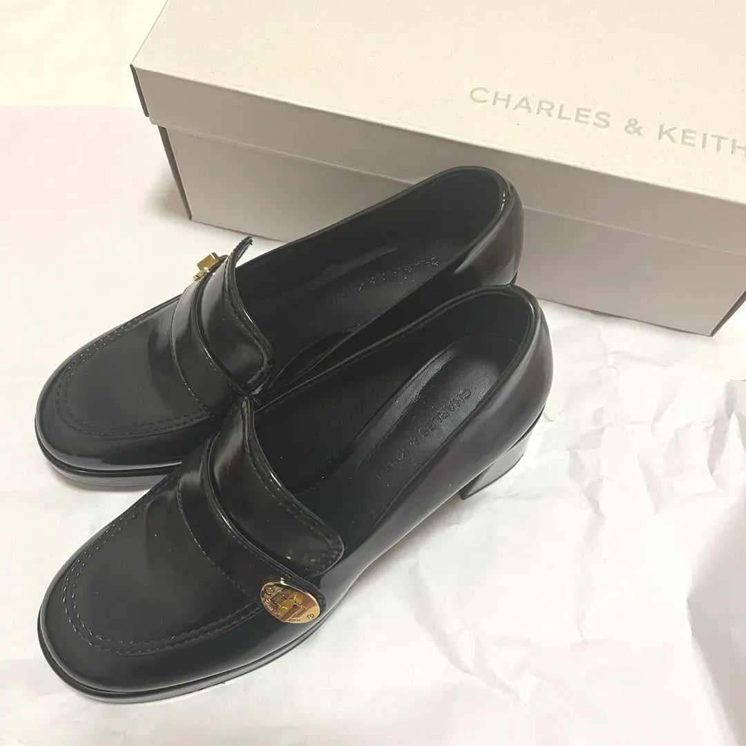 Charles & Keith Metallic Accent Loafer Pumps 22.5cm