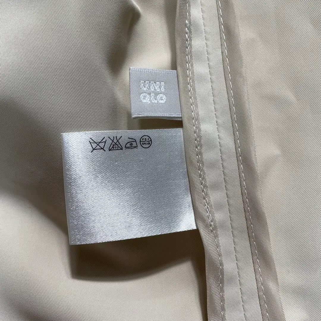 Uniqlo trench coat beige light belt included