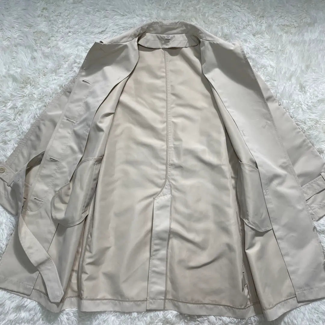 Uniqlo trench coat beige light belt included