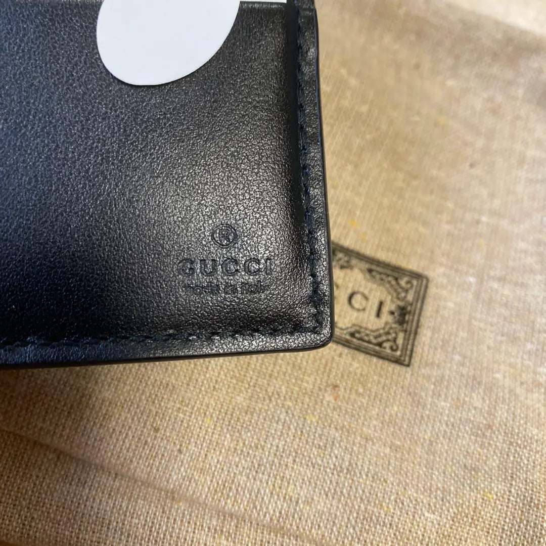 GUCCI Embossed Leather Money Clip