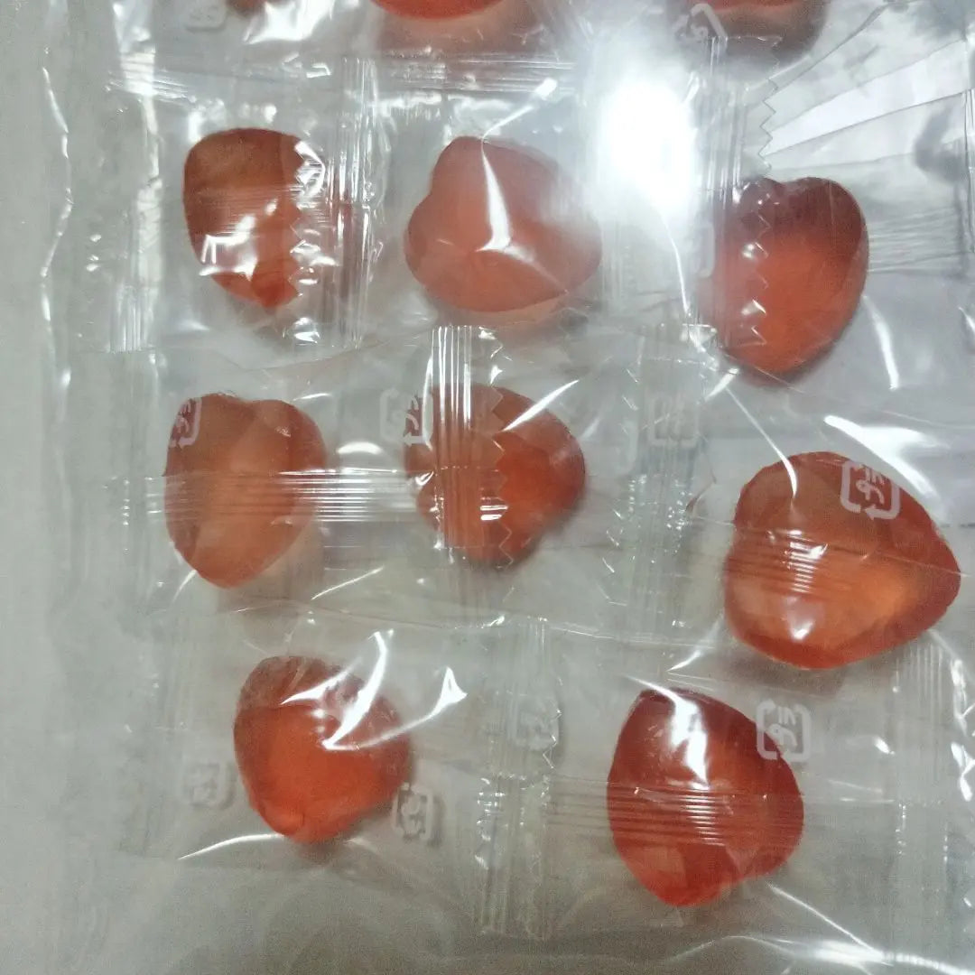 Heart-shaped plum soft gummy 14 pieces