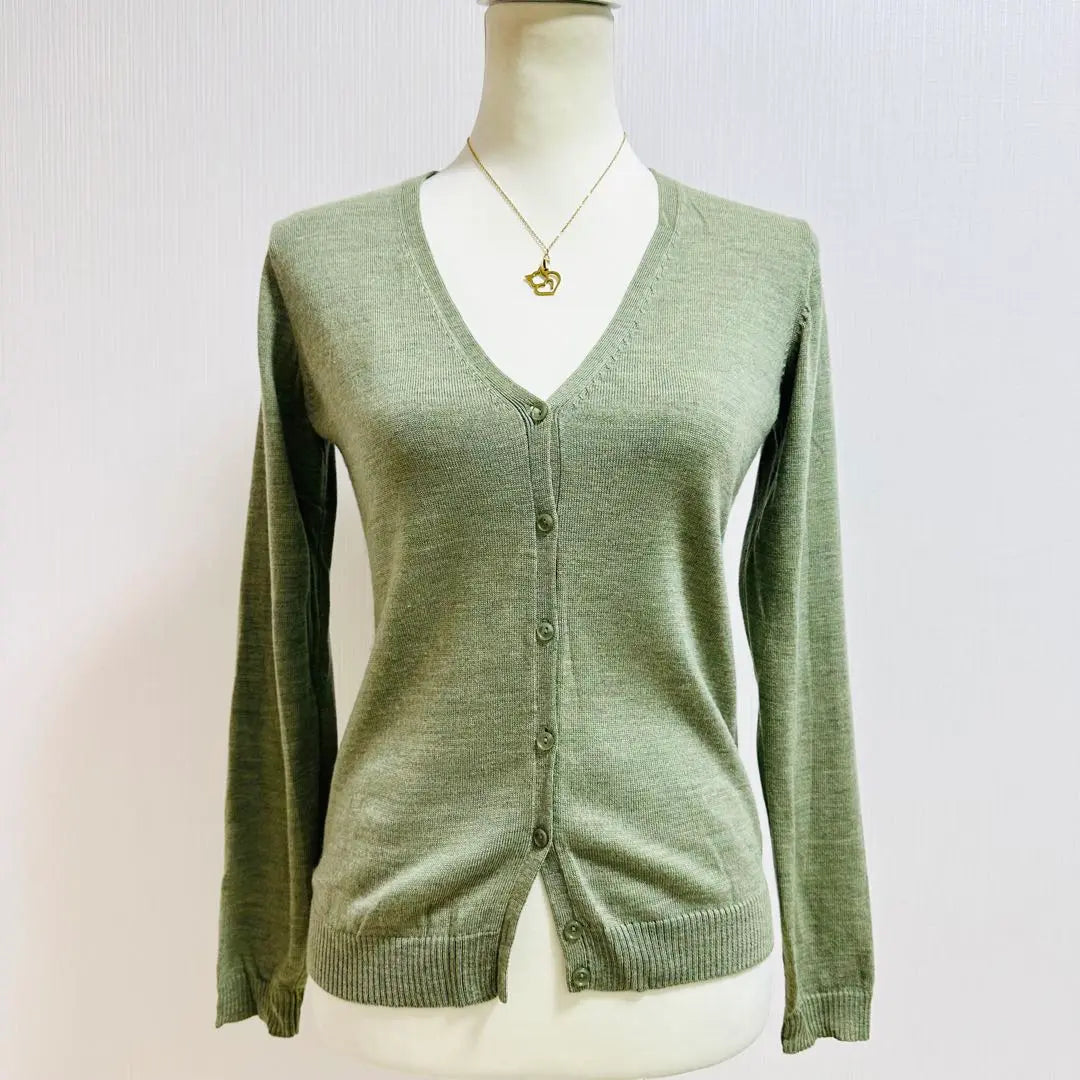 Uniqlo 100% stretch wool high gauge knit cardigan Sage Green